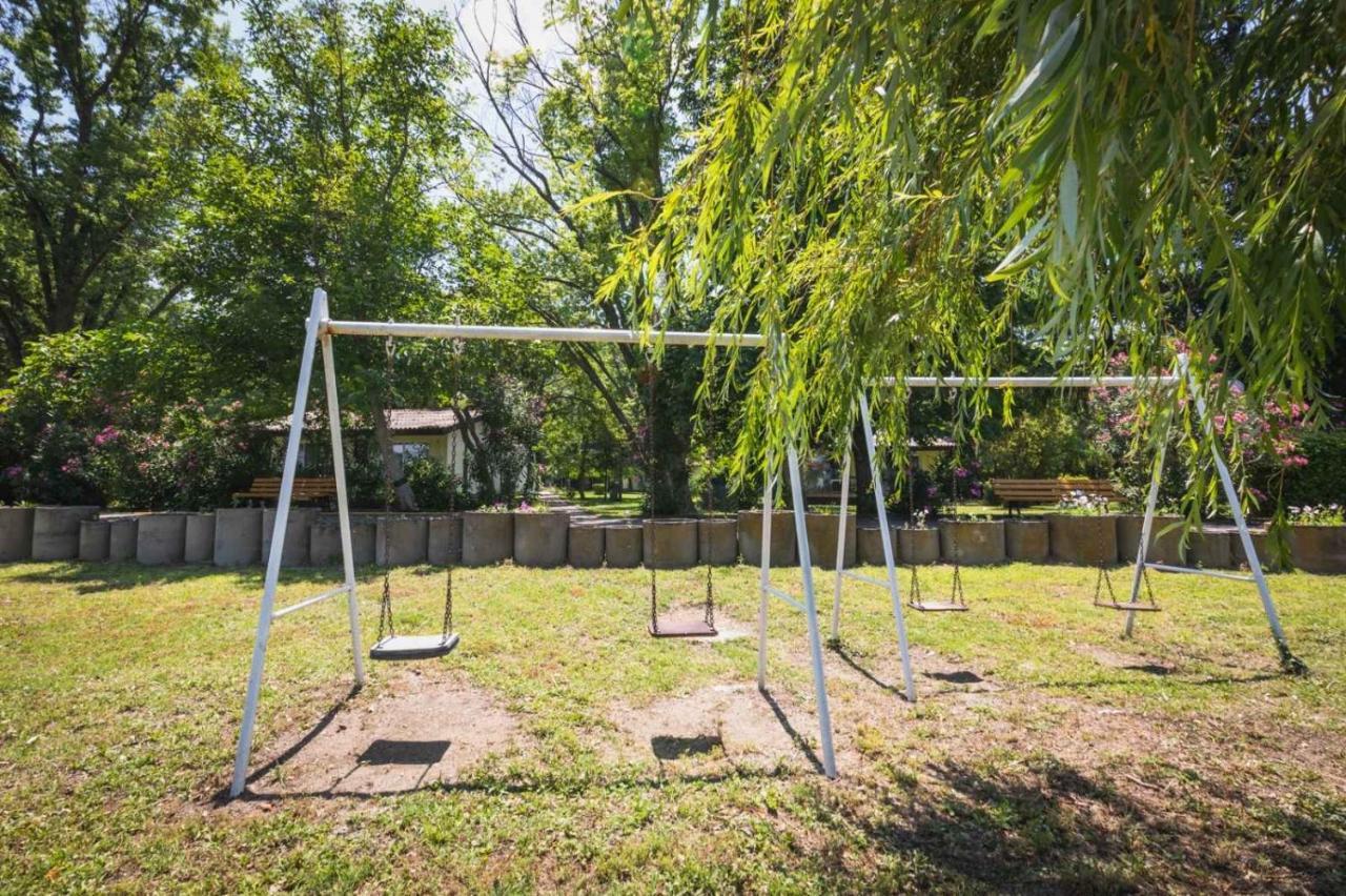 Fuk-Tak'S Bungalow Dojran Εξωτερικό φωτογραφία